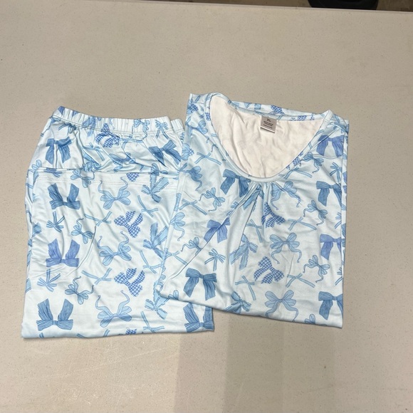 Other - NWOT blue pajama set with ribbons, about knee length shorts size XL